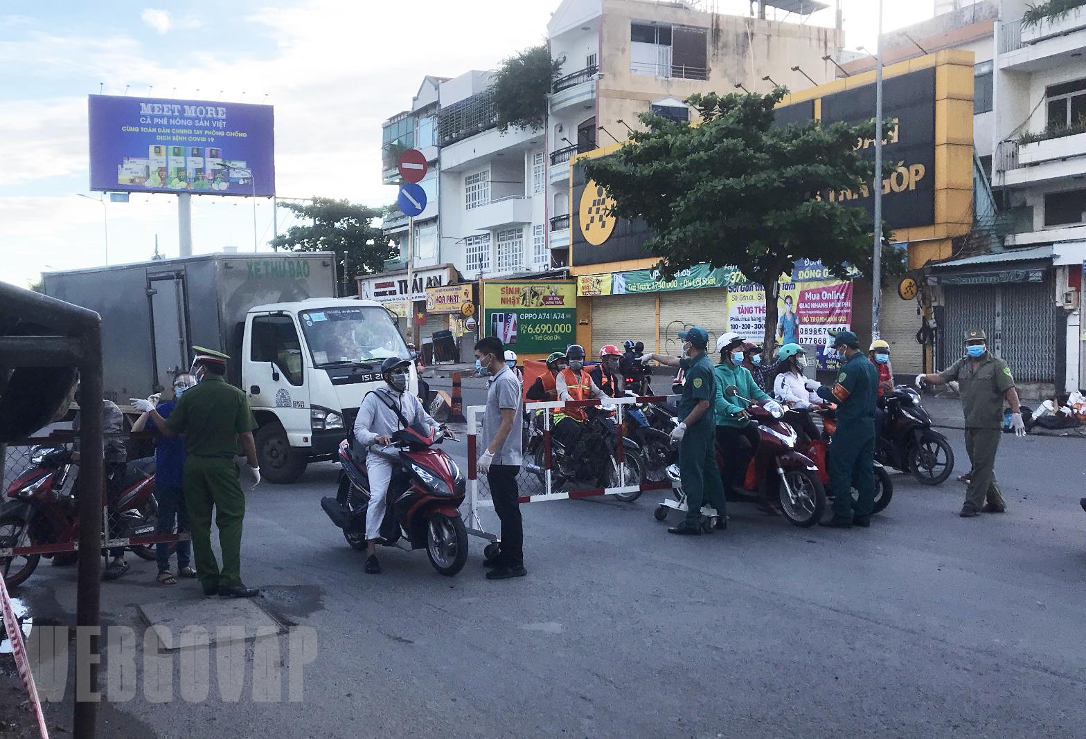 Hướng dẫn tổ chức giao thông trên địa bàn TPHCM kể từ ngày
                    1/10/2021